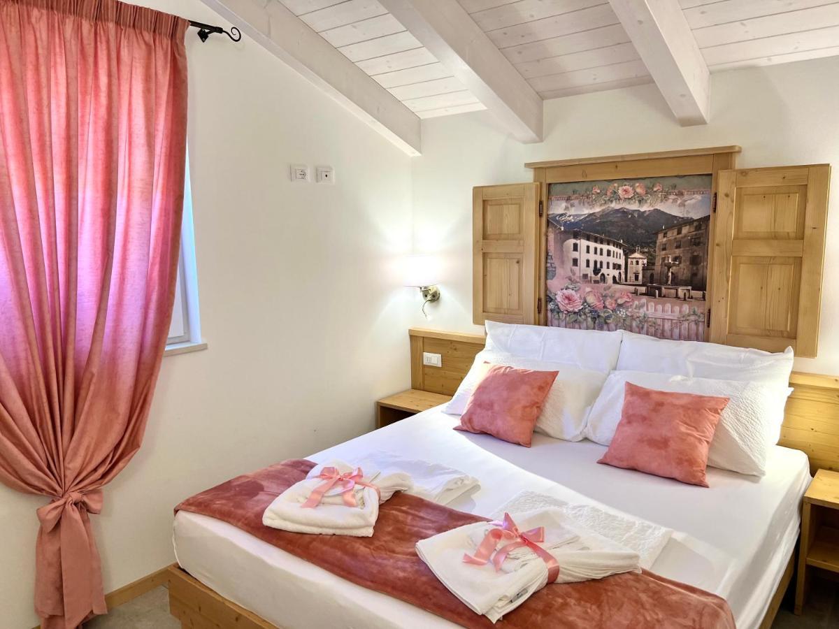 La Finestra Sul Giardino - B&B Cavedine Kültér fotó