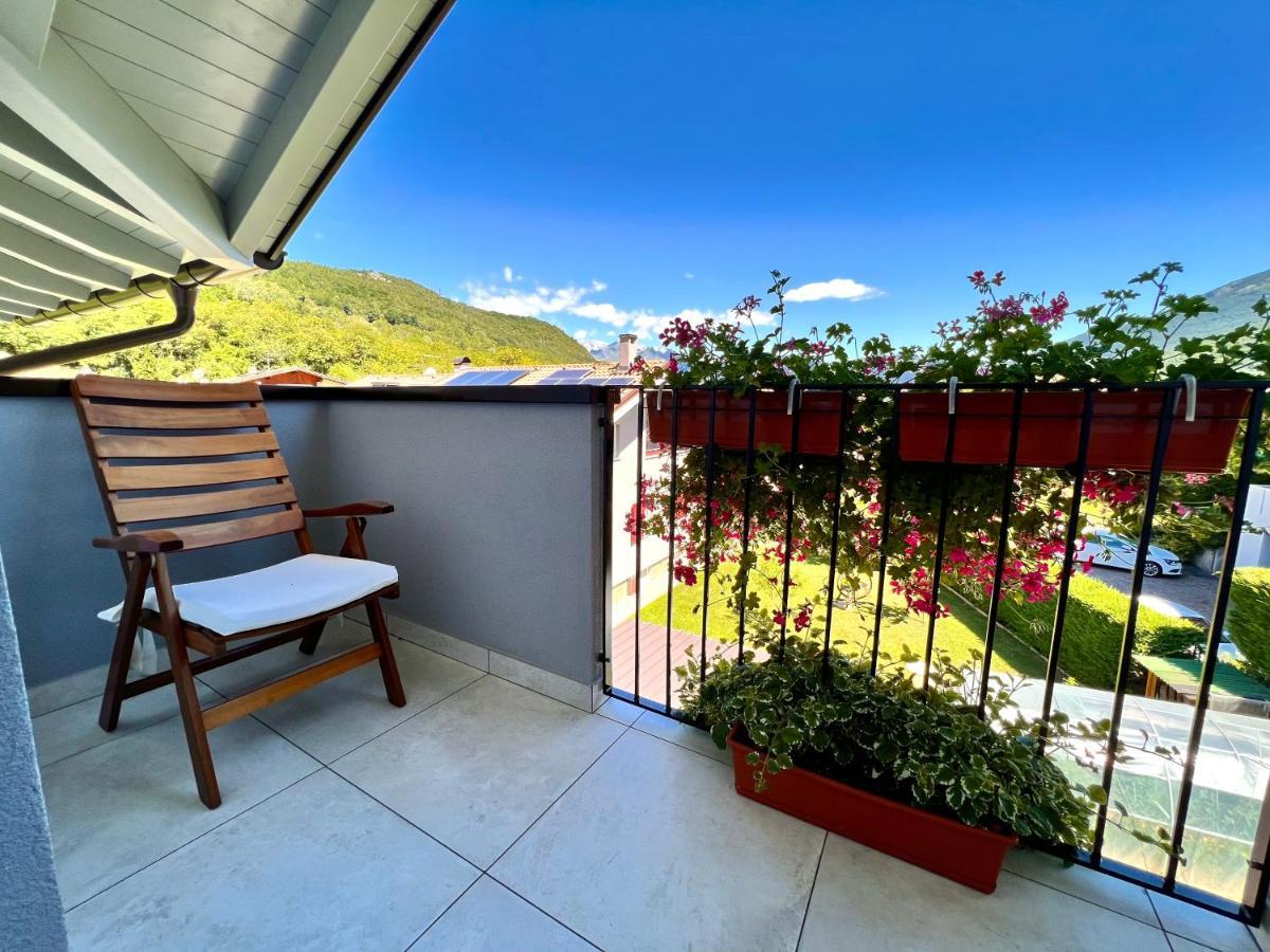 La Finestra Sul Giardino - B&B Cavedine Kültér fotó